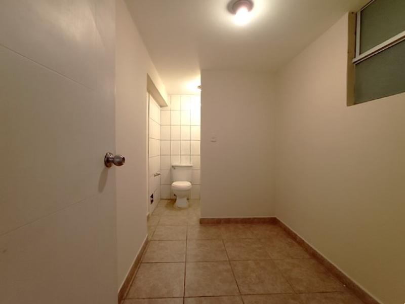 Departamento en Venta Chacarilla San Borja 3 Dormitorios $300,000 A.C. 170 mt.