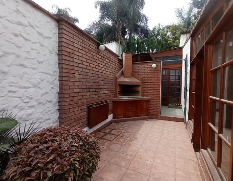 Casa en ALQUILER en Monterrico Surco JARDIN 5 dormitorios A.T. 300 mt. $2,500