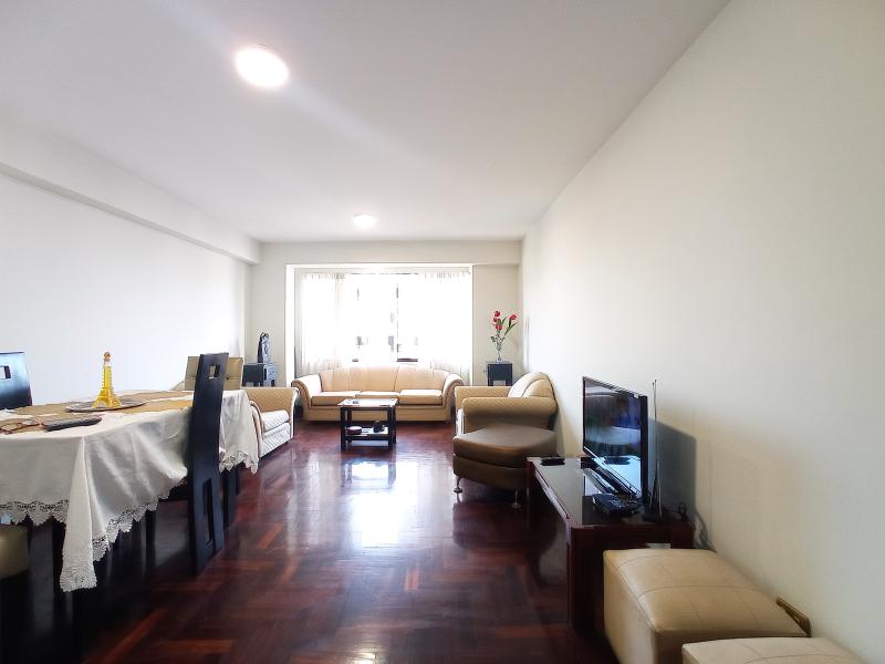 Dpto. en Venta Miraflores áreas Comunes 2 dormitorios + escritorio $179,000 AC100 mt.
